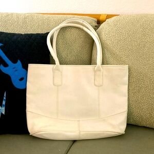 Ameri Leather Shoulder Bag